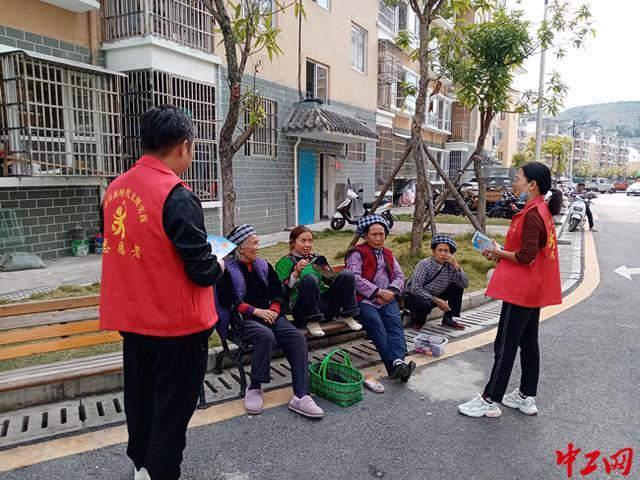 {線上娛樂}(中公网课一般多少钱)